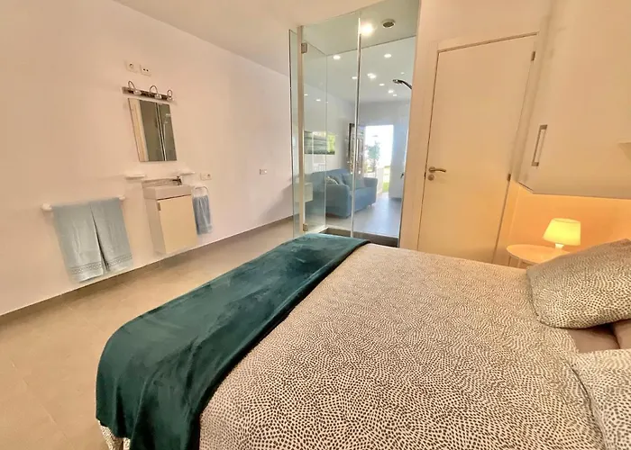 Blue Oasis טקורונטה