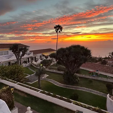 Blue Oasis Apartment *