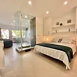 Blue Oasis Apartment
